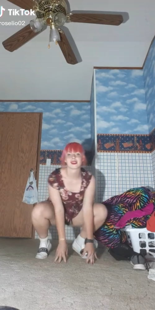 Tik Tok Females:#12 #81016893