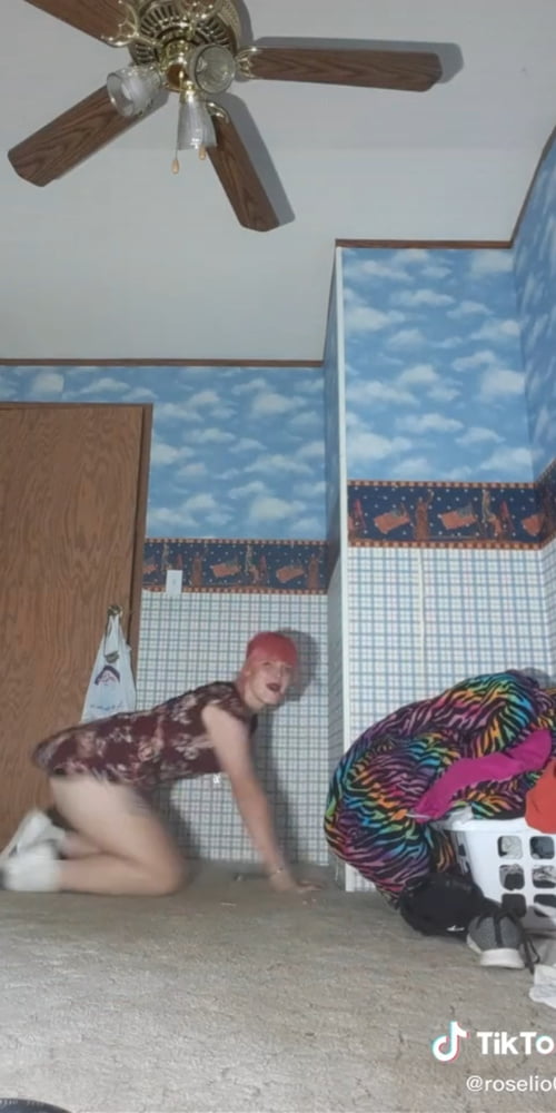 Tik Tok Females:#12 #81016899