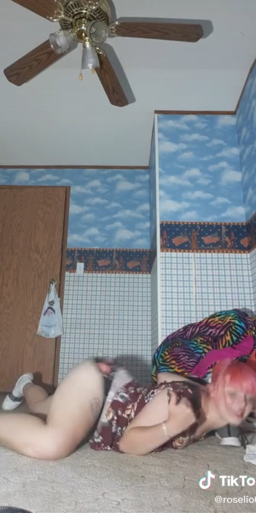 Tik Tok Females:#12 #81016900