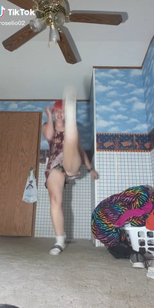 Tik Tok Females:#12 #81016911