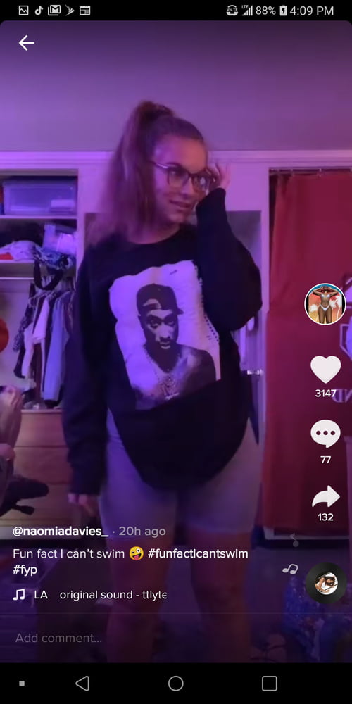 Tik Tok Females:#12 #81016989