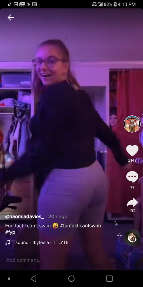 Tik Tok Females:#12 #81017004