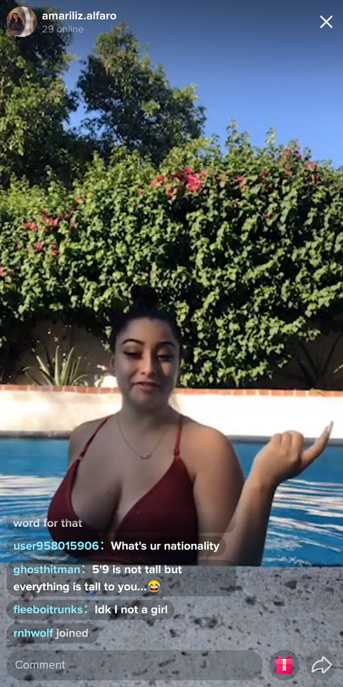 Tik Tok Females:#12 #81017200