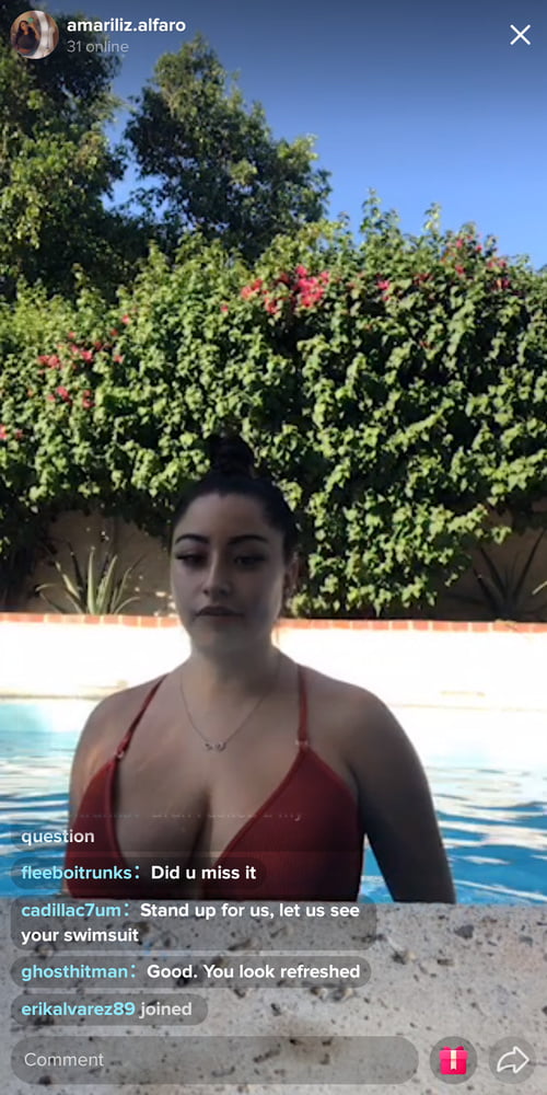 Tik Tok Females:#12 #81017227