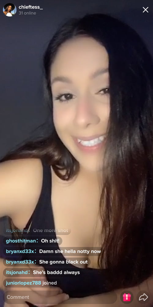 Tik Tok Females:#12 #81017340