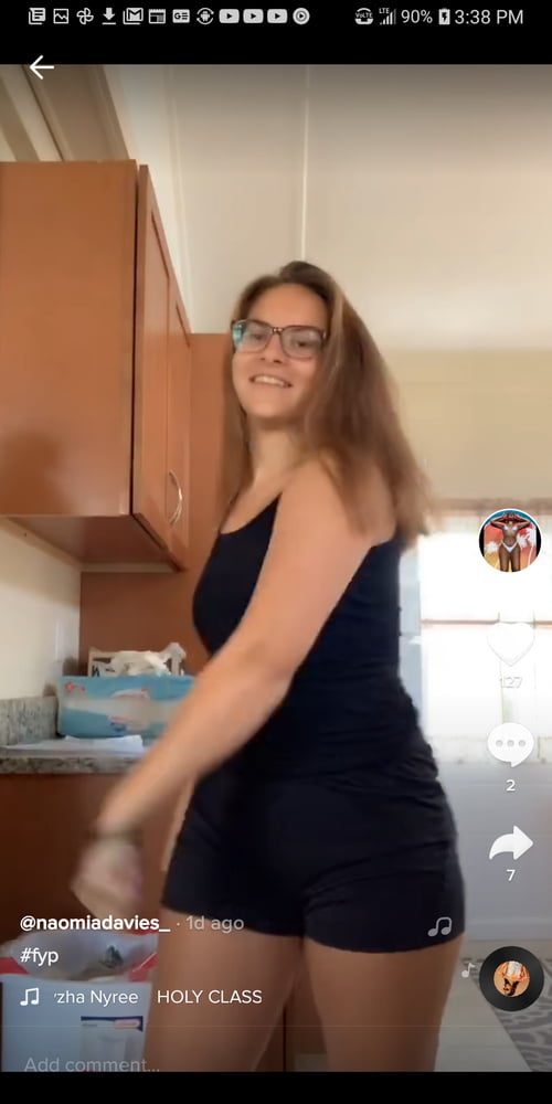 Tik Tok Females:#12 #81017349