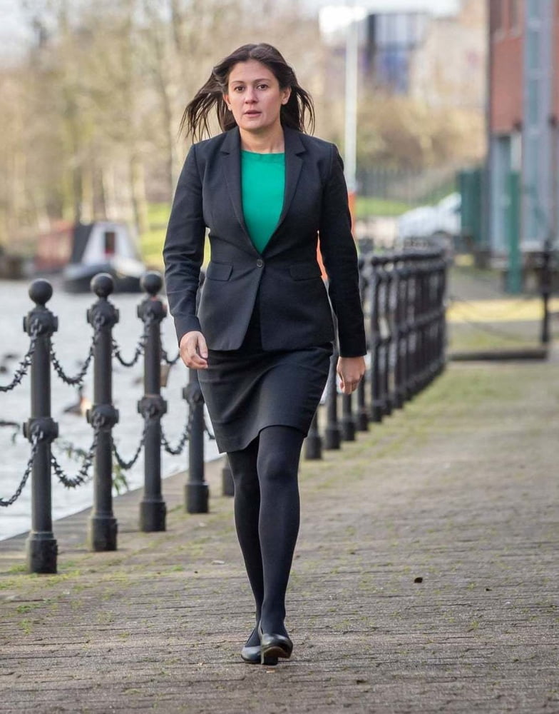 Lisa nandy - uk politikerin in strumpfhosen
 #100831809