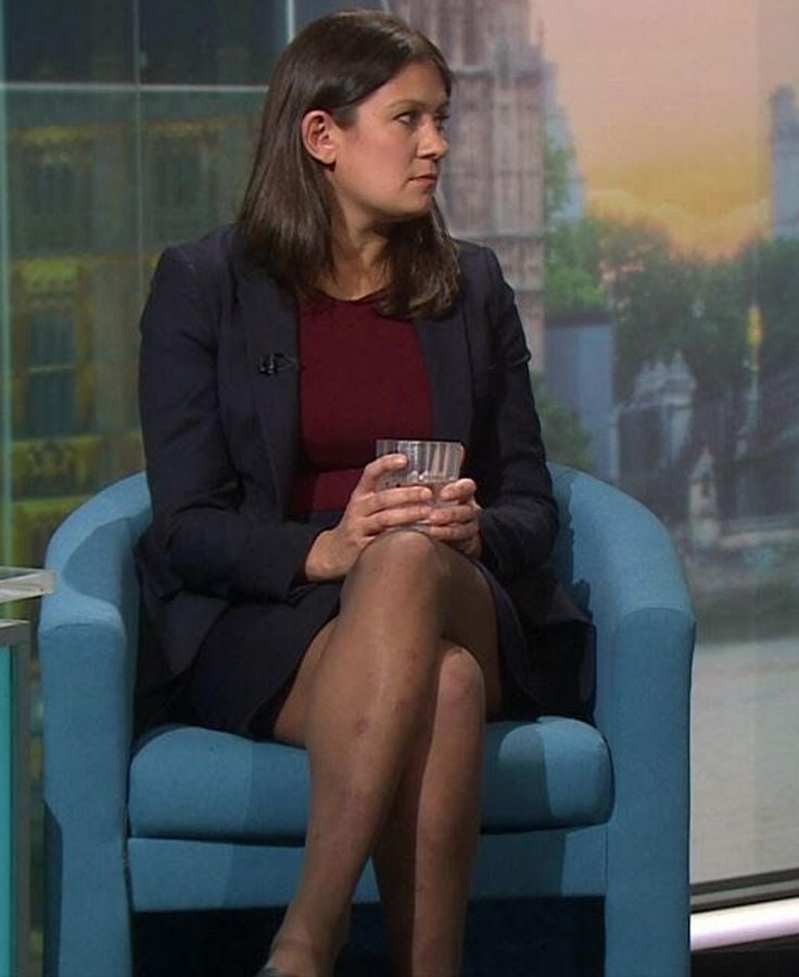 Lisa nandy - politicienne britannique en collants
 #100831818