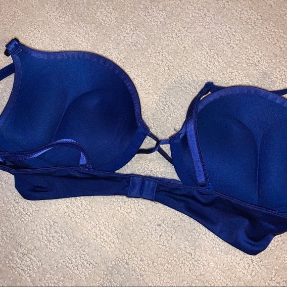 Girl Selling All Her Bombshell Bras #100664477