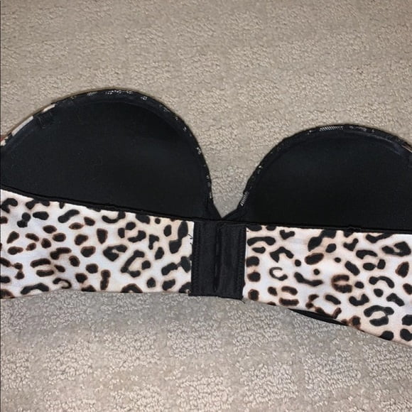 Girl Selling All Her Bombshell Bras #100664699