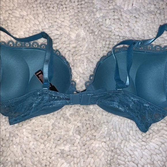 Girl Selling All Her Bombshell Bras #100664717