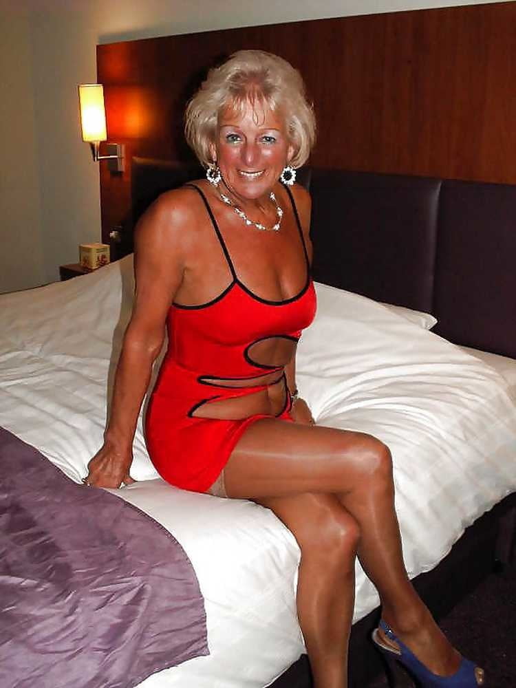 From MILF to GILF with Matures in between 285 #92381344
