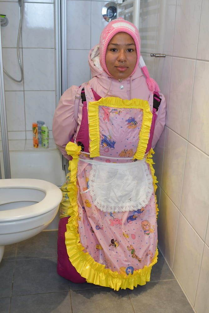 Rubberwhore morona espera a los usuarios musulmanes
 #80938146