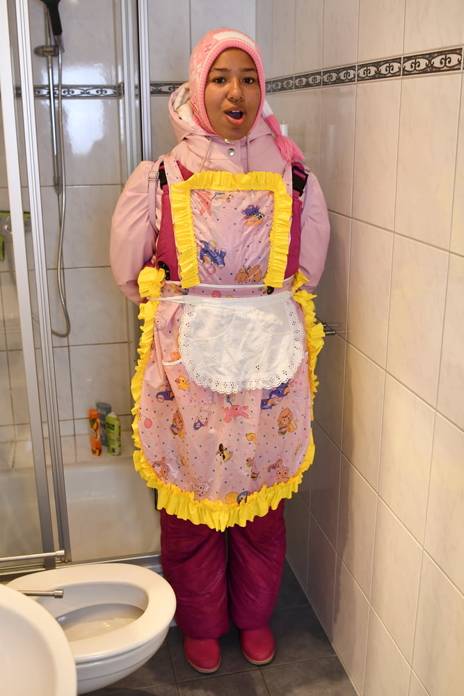 Rubberwhore morona espera a los usuarios musulmanes
 #80938153