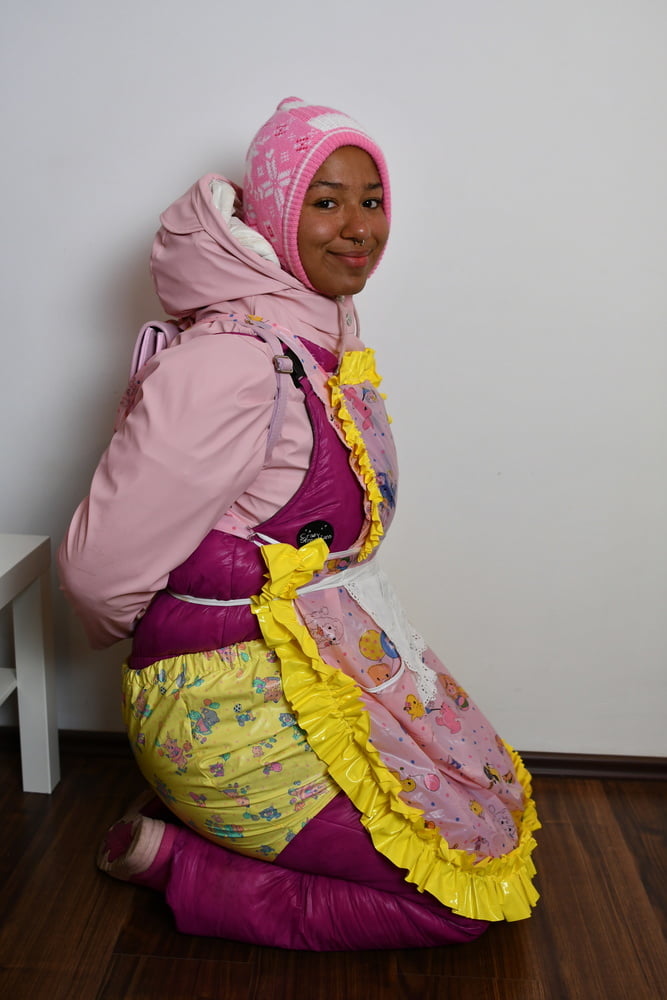 Rubberwhore morona espera a los usuarios musulmanes
 #80938158