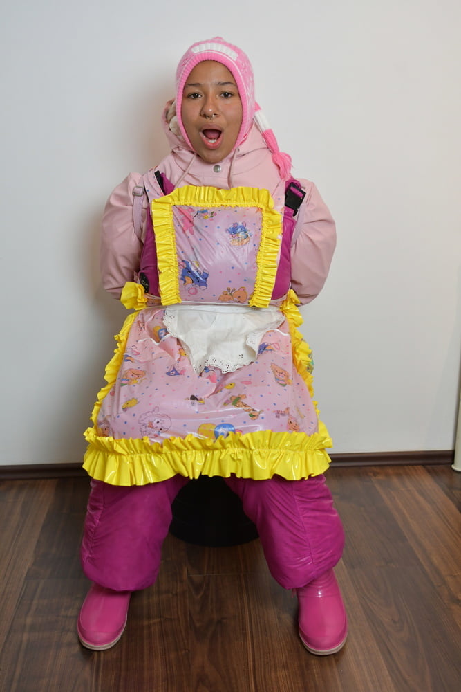 Rubberwhore morona espera a los usuarios musulmanes
 #80938172