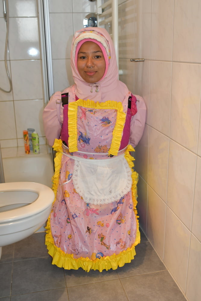 Rubberwhore morona espera a los usuarios musulmanes
 #80938282