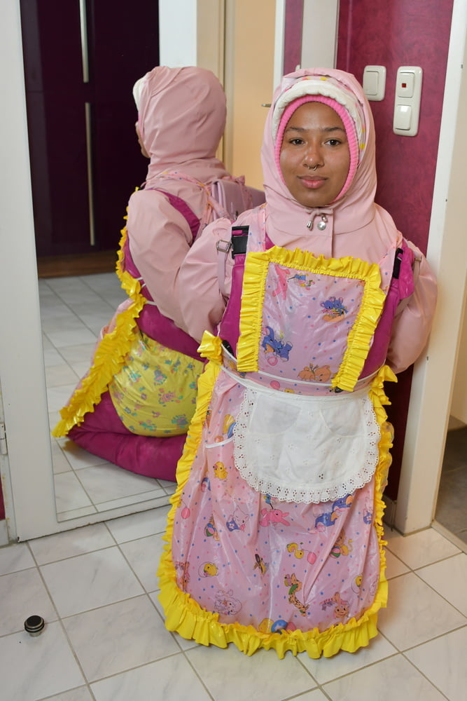 Rubberwhore morona espera a los usuarios musulmanes
 #80938294