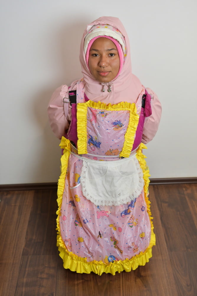 Rubberwhore morona espera a los usuarios musulmanes
 #80938306