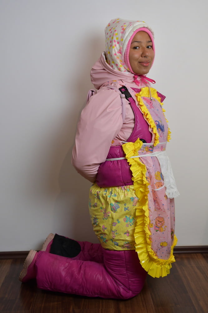 Rubberwhore morona espera a los usuarios musulmanes
 #80938345