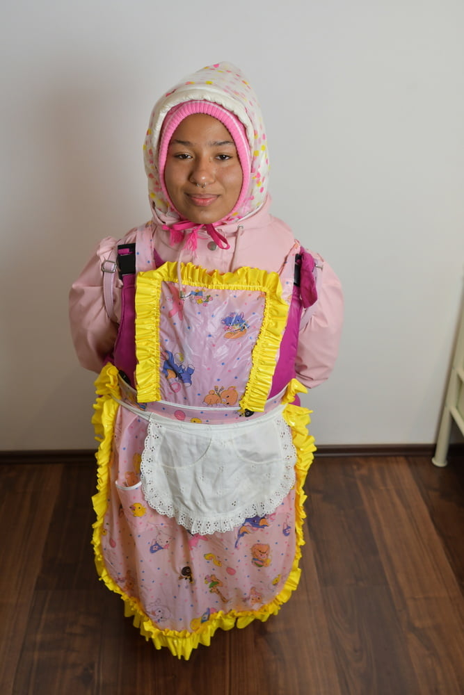 Rubberwhore morona espera a los usuarios musulmanes
 #80938365