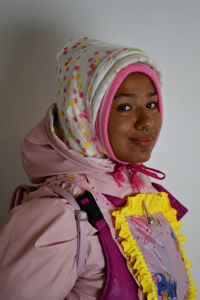 Rubberwhore morona espera a los usuarios musulmanes
 #80938377