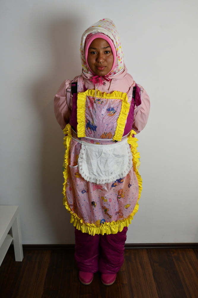 Rubberwhore morona espera a los usuarios musulmanes
 #80938388