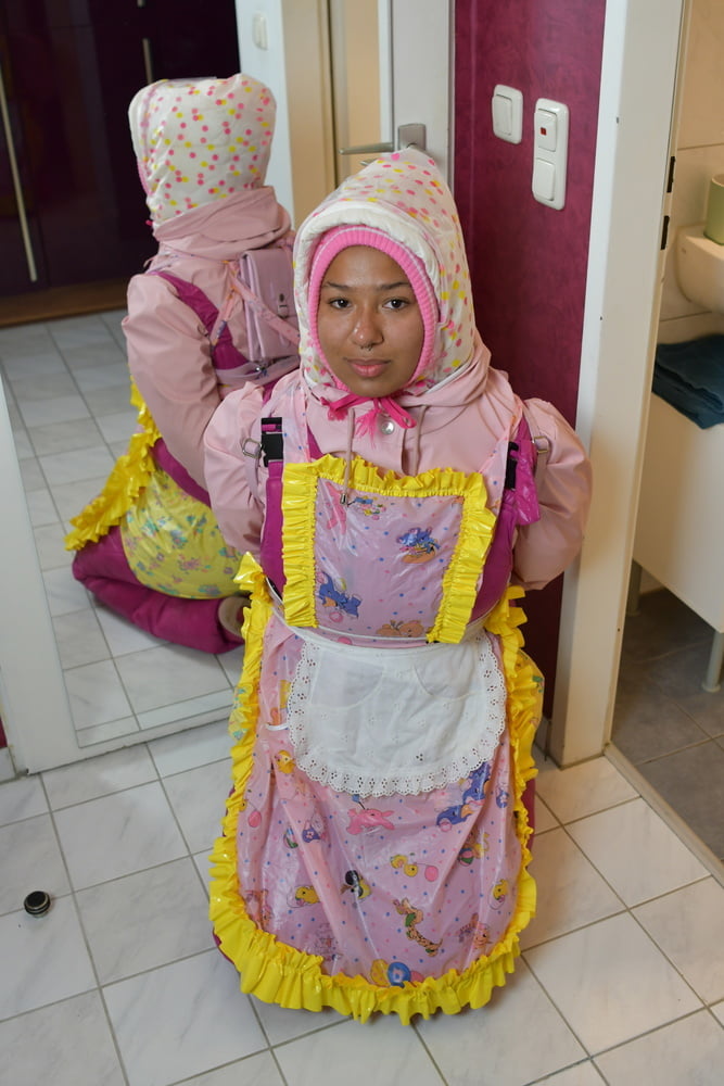 Rubberwhore morona espera a los usuarios musulmanes
 #80938413