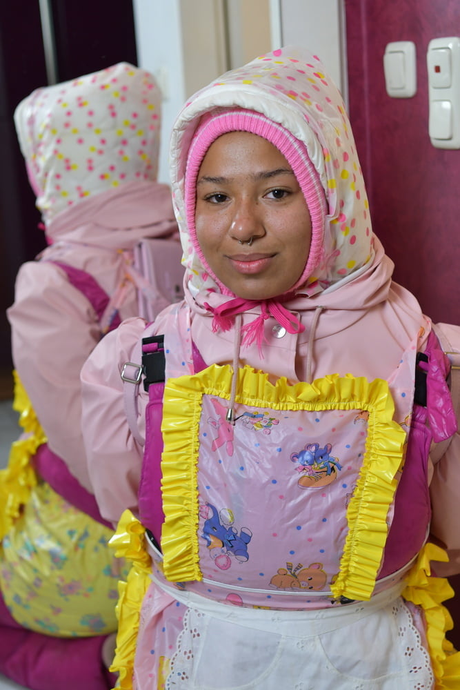 Rubberwhore morona espera a los usuarios musulmanes
 #80938415