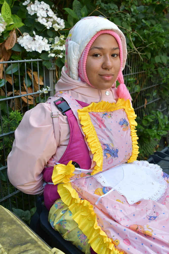 Rubberwhore morona espera a los usuarios musulmanes
 #80938464