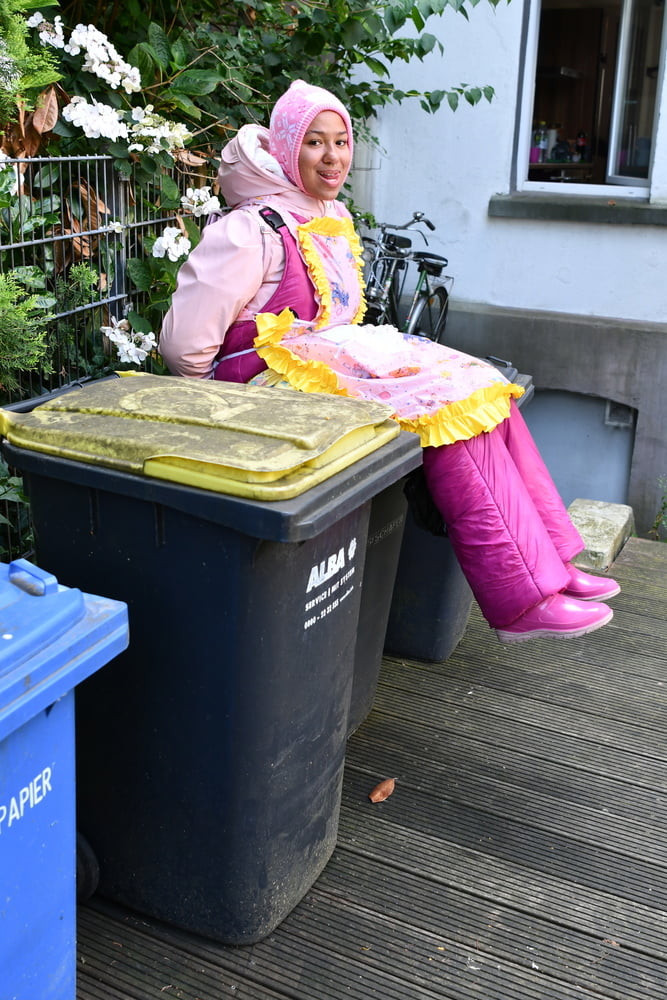 Rubberwhore morona espera a los usuarios musulmanes
 #80938476