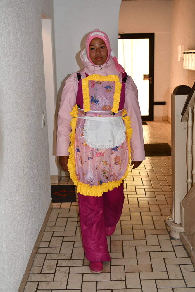 Rubberwhore morona espera a los usuarios musulmanes
 #80938494