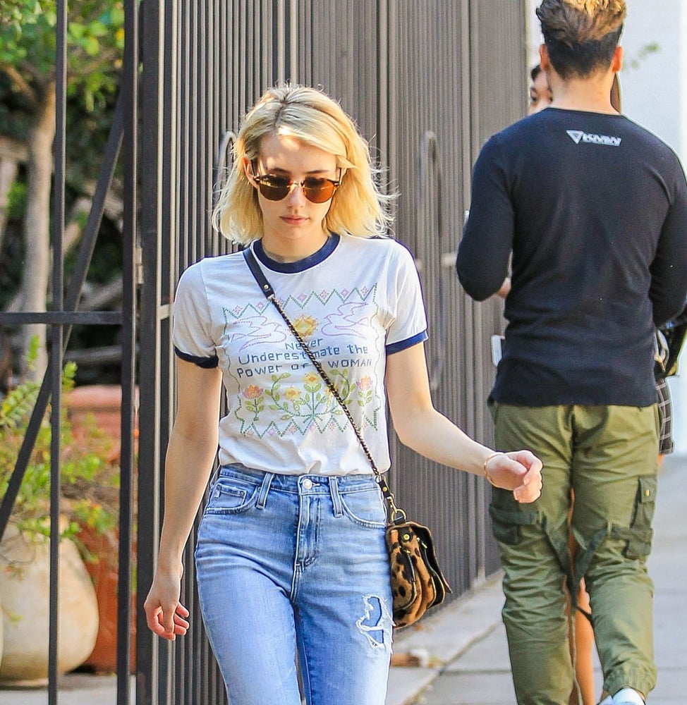 ¡Emma roberts reina de la obsesión!
 #95675150