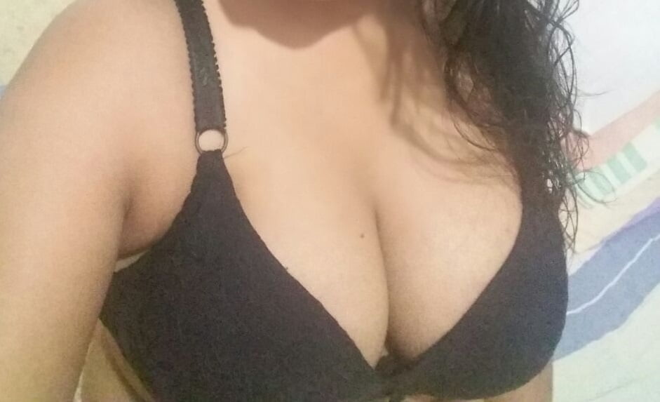 Beautiful Pair of Big Tits Selfie Pictures #87989826