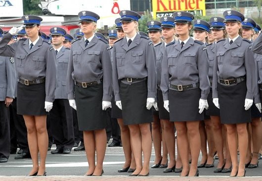制服を着たポーランド人女性
 #105009973