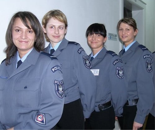 制服を着たポーランド人女性
 #105009989