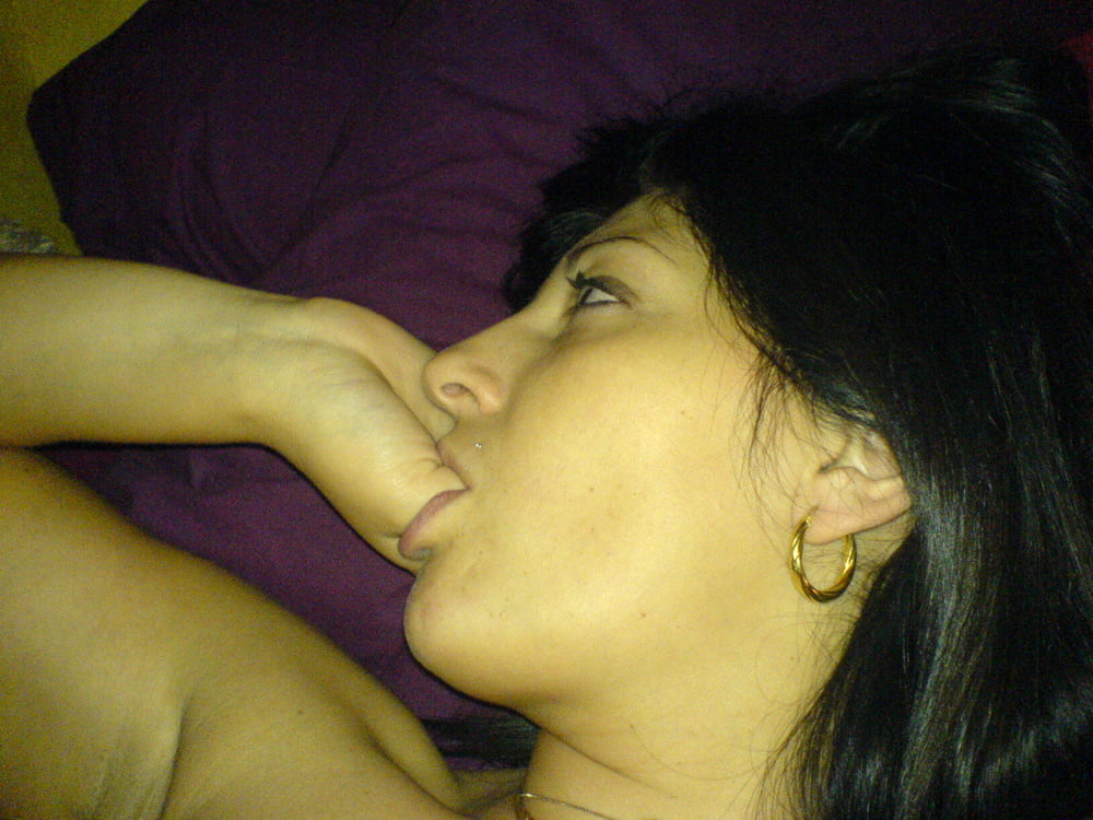 Árabe tetas perfectas mamá
 #101076418