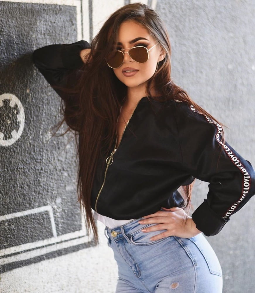 Serbisch süß wenig hure jovana minonski jenna sparklee
 #91791578