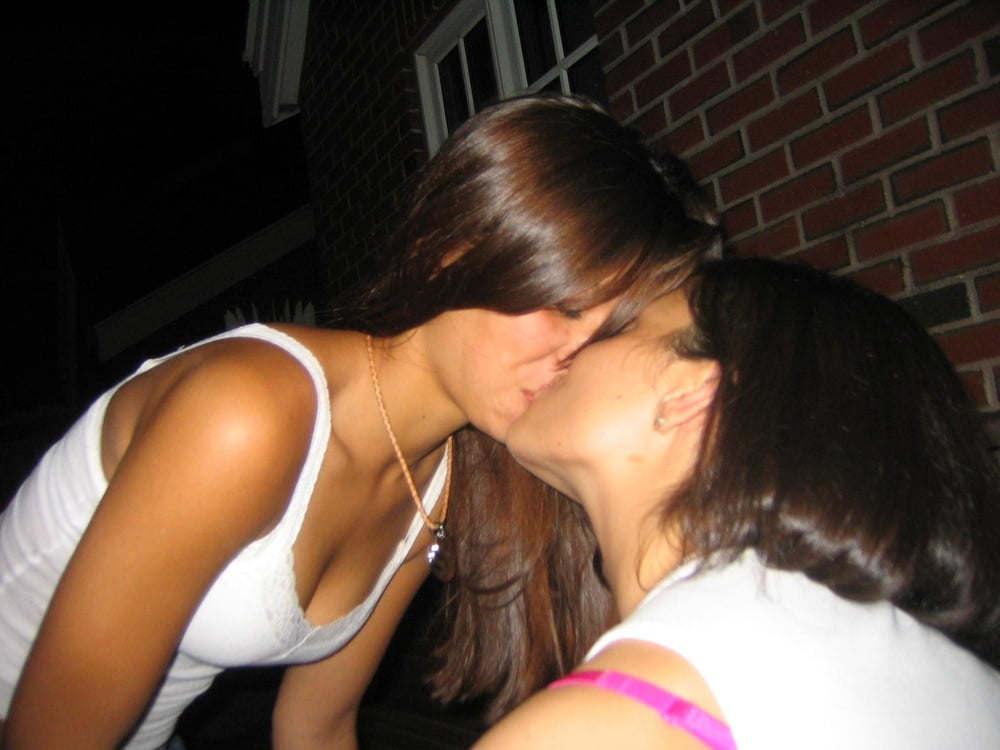 Nice 1528 (girls kissing) #105180488