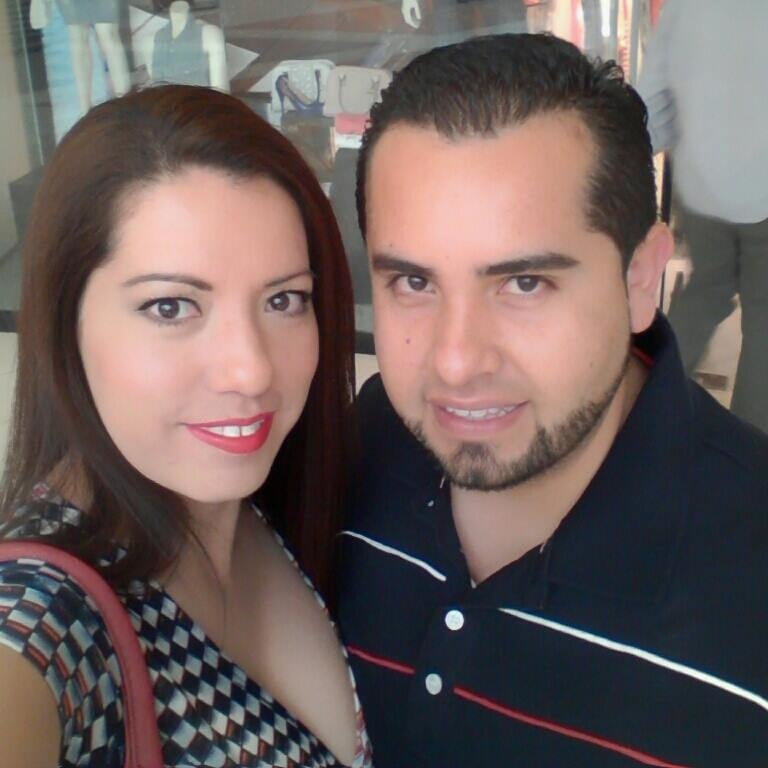 Paulina yanez y alejandro flores de lira
 #97520608