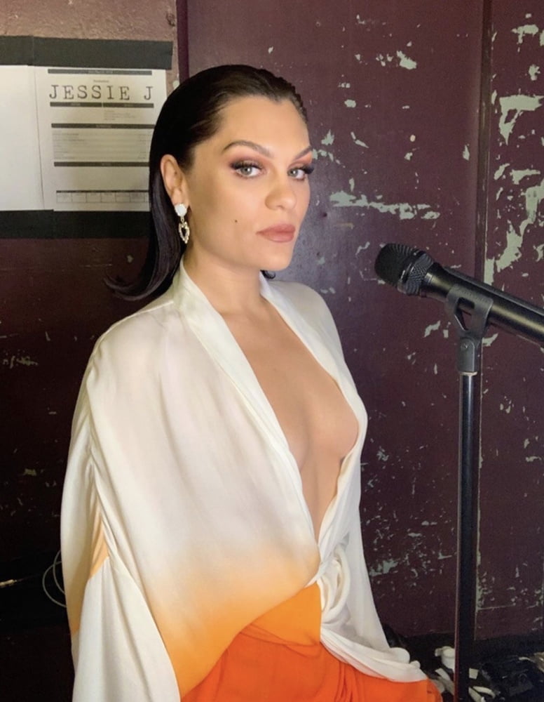 Jessie j
 #96760553