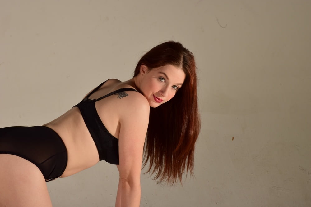 redhead poses #102608368