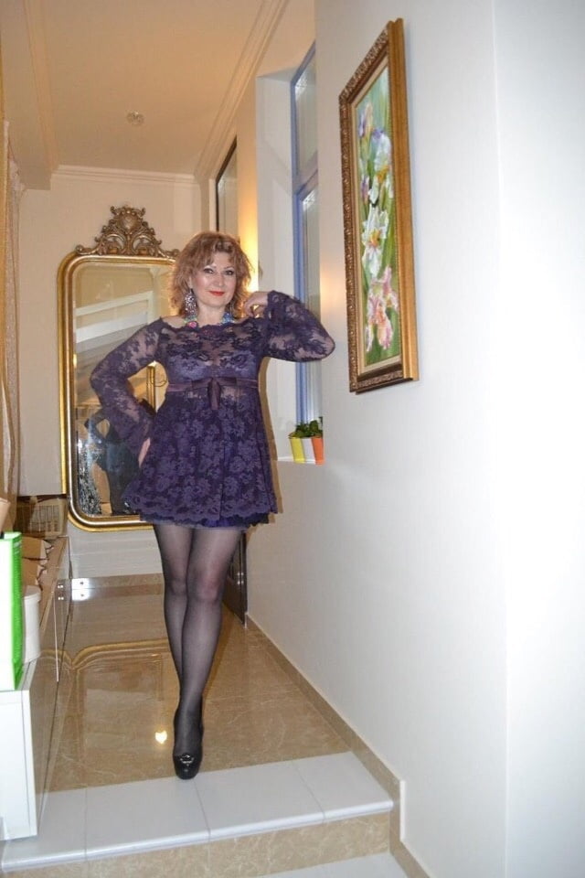 Mommy makes me jerk off every time she wears pantyhose #89405701