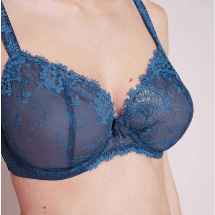 Azul azul
 #88463155