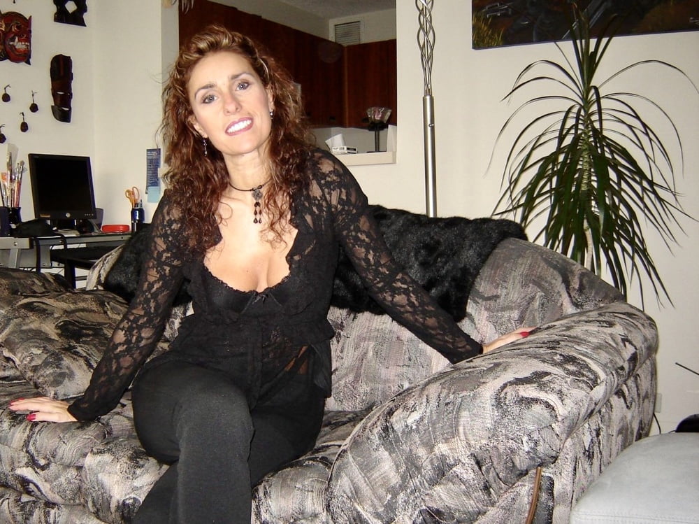 Impresionante coño peludo en forma milf forrado de bronceado perfecto en todos los ángulos
 #95356199