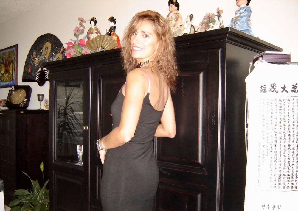 Impresionante coño peludo en forma milf forrado de bronceado perfecto en todos los ángulos
 #95356373