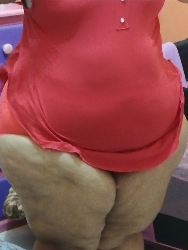 Ssbbw esposa paseo
 #106433931