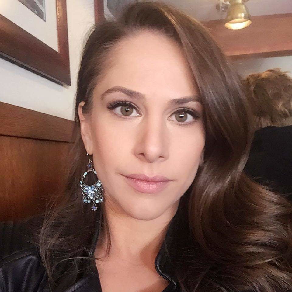 Ana kasparian
 #105800389