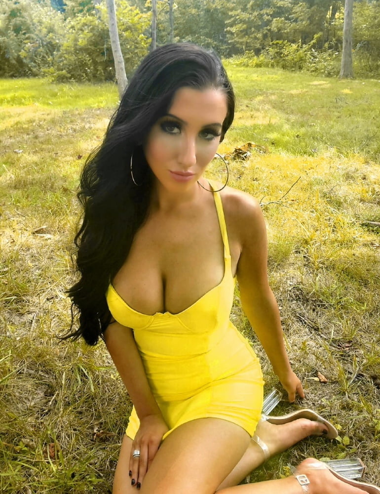 Heißes Babe 21
 #106360942