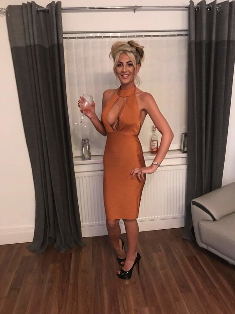 Heißes Babe 21
 #106360954